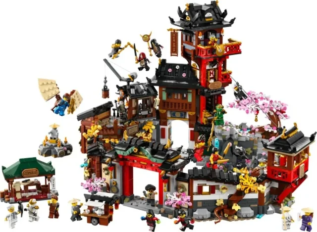The Old Town 15th Anniversary, set 71861